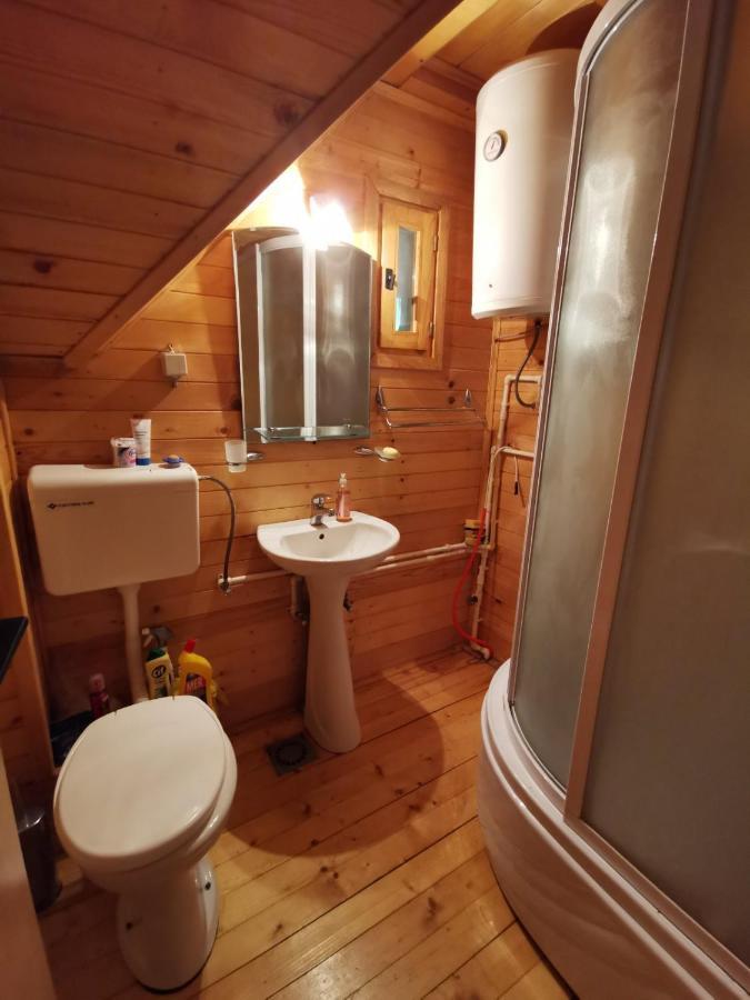 Apartman Bugar มิโตรวัค ภายนอก รูปภาพ